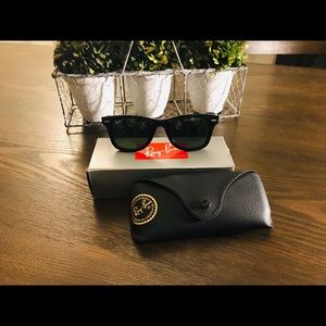 Ray Ban Wayfarer sunglasses